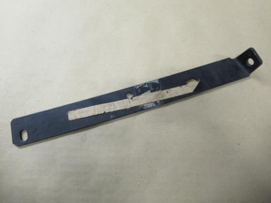 4381283 Voorbumper beugel rechterzijde