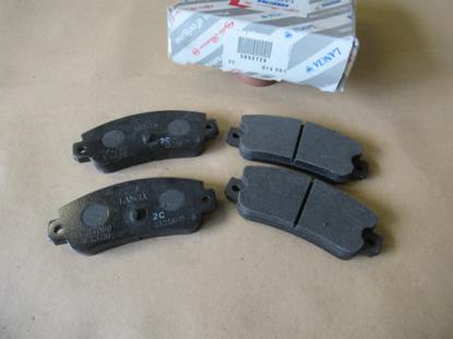 5892729 Remblokset achterzijde