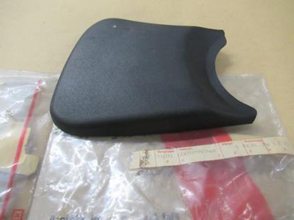 5998746 Voorstoel sierstuk