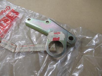 7301557 Gaskabel beugel