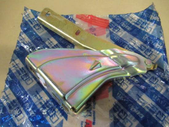 7594975 Motorkap scharnier linkerzijde