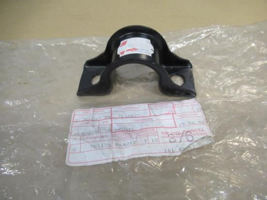 7636227 Voorvering beugel