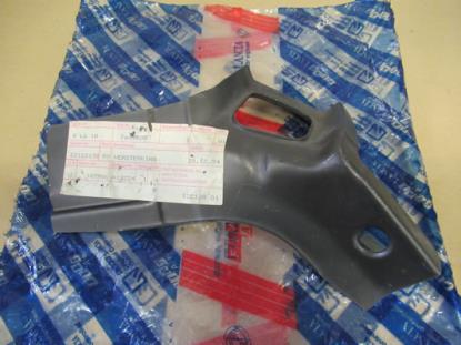 7643505 Voorscherm versterking rechterzijde