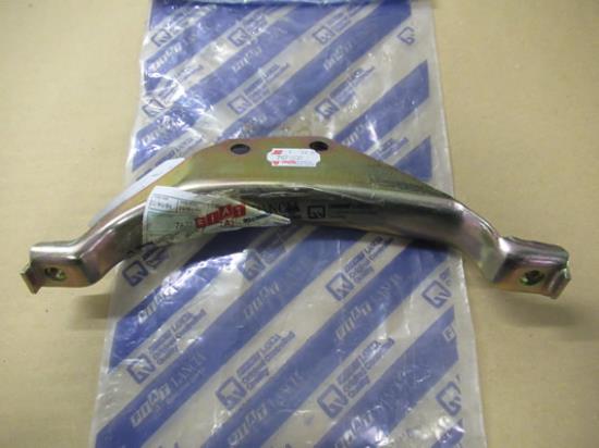 7671837 Uitlaatdemper beugel linkerzijde