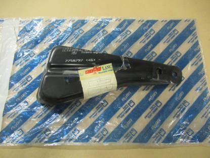 7758797 Voorscherm versterking linkerzijde