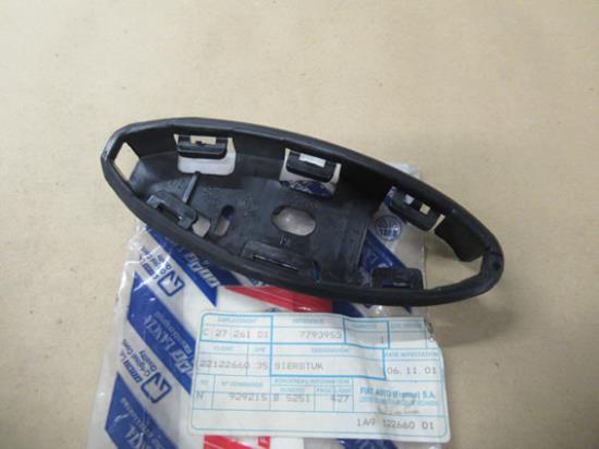 7793953 Plafond verlichting sierstuk