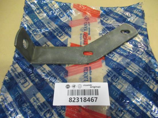 82318467 Achterbumper beugel linkerzijde