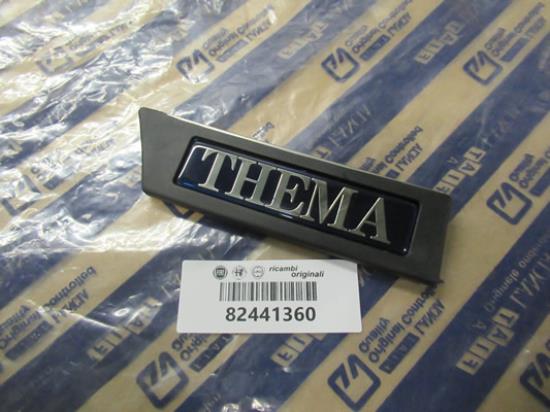 82441360 Stootrubber met embleem THEMA linksvoor