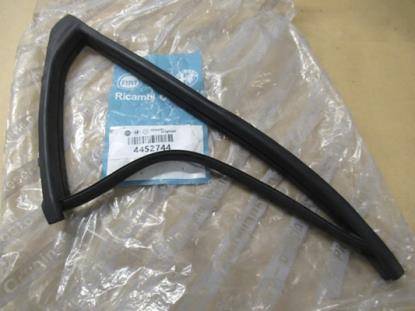 4452744 Profielrubber rechterzijde