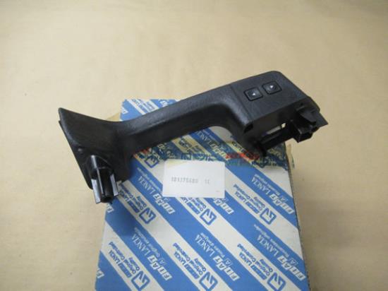 181375680 Portier deurgreep rechterzijde