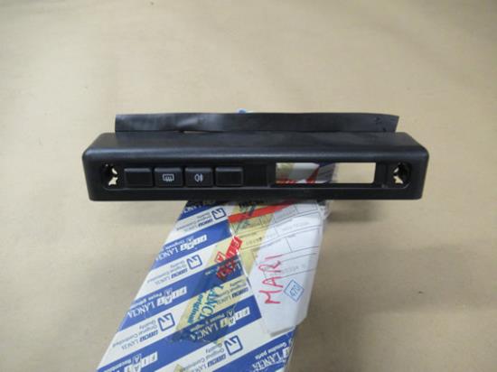 181527780 Dashboard bedieningspaneel