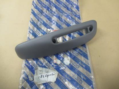 182692060 Armsteun linksvoor