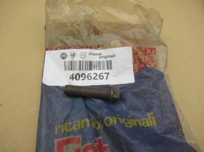 4096267 Drijfstang bout M10x1