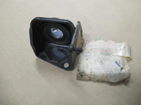 4313621 Motorsetum beugel linkerzijde