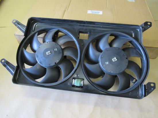 60692693 Dubbele koelventilator met behuizing 12v