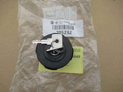 705232 Tankdop met sleutel