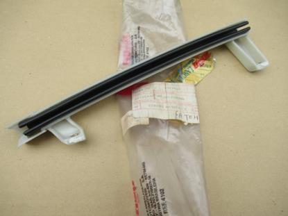 7517420 Raamgeleider linksvoor