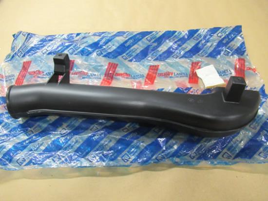 7669490 Luchtgeleider