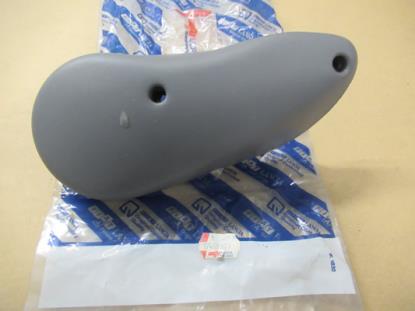 174631673 Voorstoel sierstuk linkerzijde