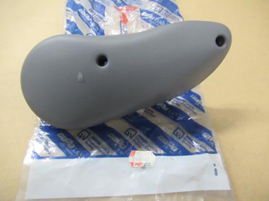 174631673 Voorstoel sierstuk linkerzijde