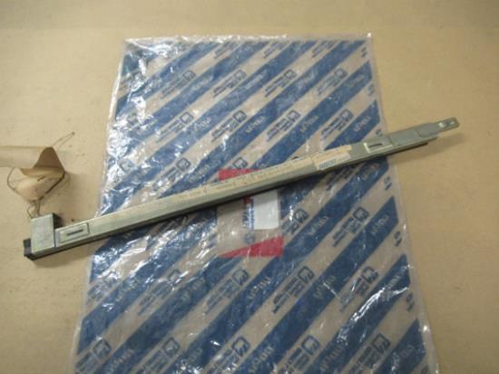 4220063 Raamgeleider