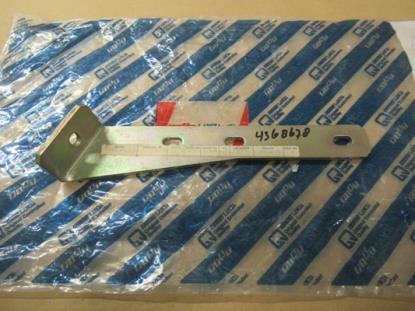 4368678 Voorbumper beugel linkerzijde Fiat 128