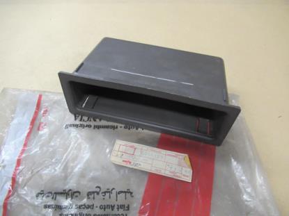 5755353 Dashboard opbergvak