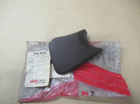 5927240 Stoel sierstuk