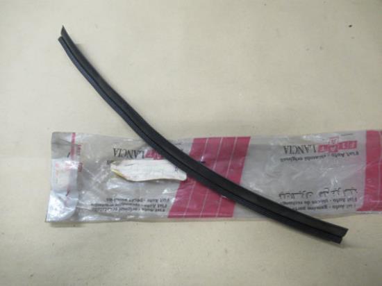 5965096 Mororkap pakking rechterzijde