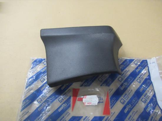 5988467 Spatbord sierstuk rechtsvoor