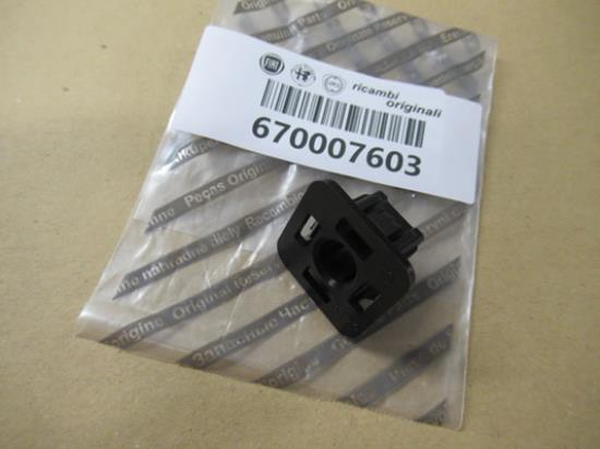 670007603 Klem frontbalk