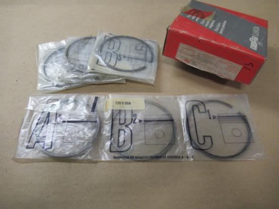 7300958 Fiat 131 132 242 Campagnola