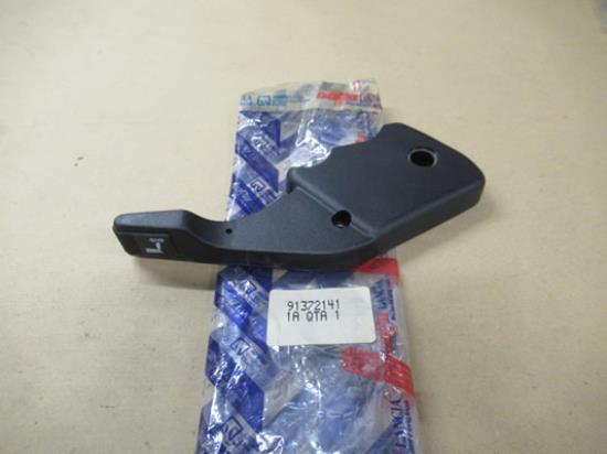 91372141 Verstelling voorstoel hevel rechterzijde