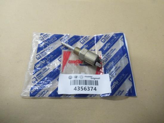 4356374 Achteruitrijschakelaar