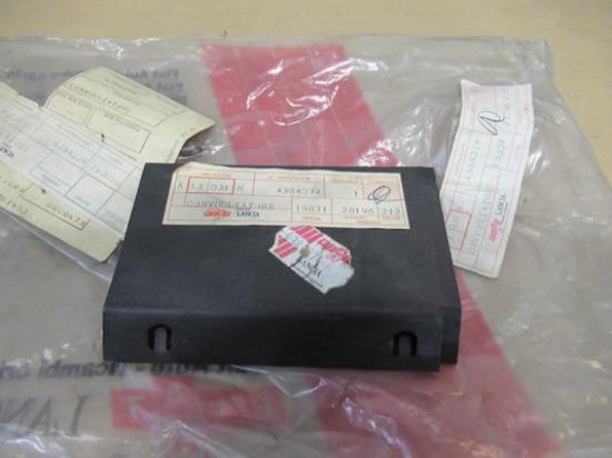 4384074 Luchtgeleider