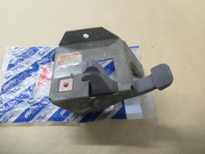 4462194 Stoel vergrendeling rechterzijde