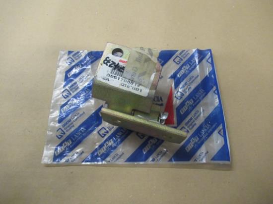 51706512 Bovenste portier scharnier rechtsvoor