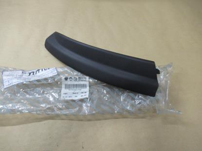 735431359 Achterbumper sierlijst rechterzijde