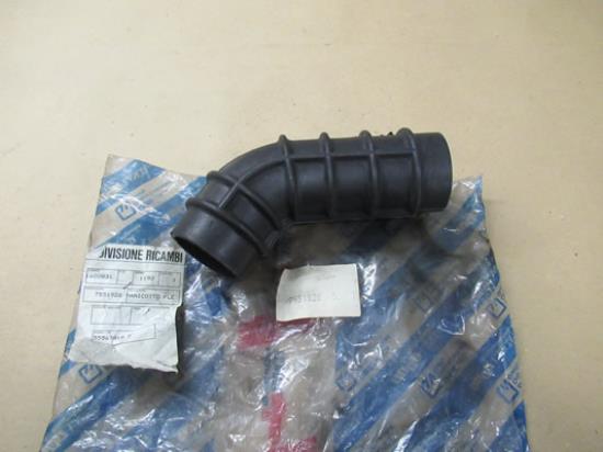 7551928 Luchtfilter slang