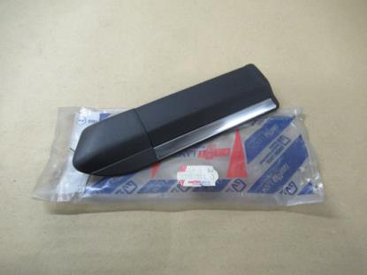 82452005 Sierlijst linksvoor