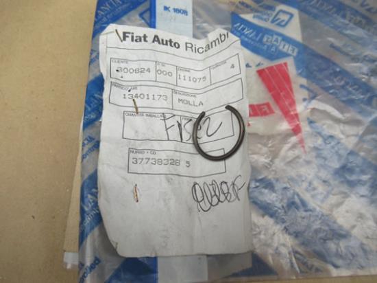 13401173 Aandrijfas clip