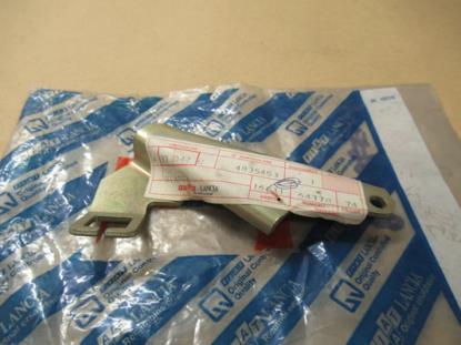 4835453 Gaskabel beugel