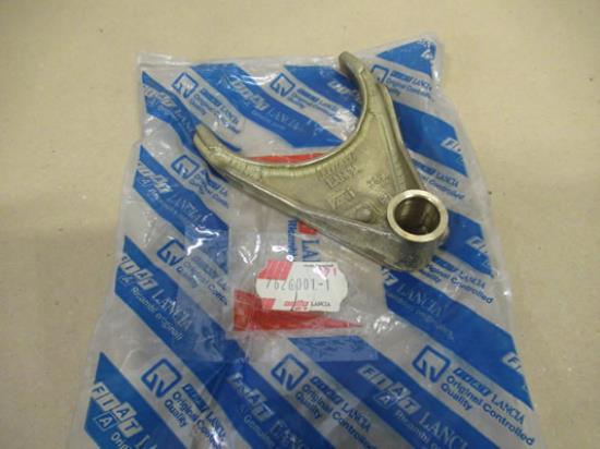 7626001 Versnellingsbak vork