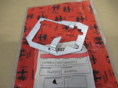 7669073 Ventilator beugel