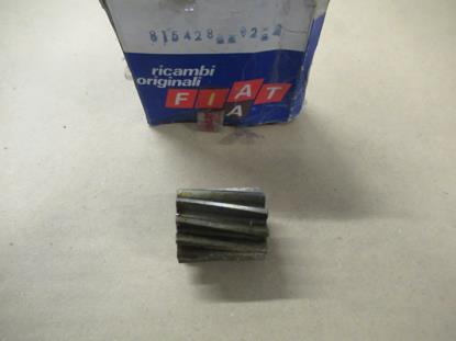 815428 Oliepomptandwiel