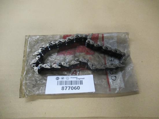 877060 Distributieketting