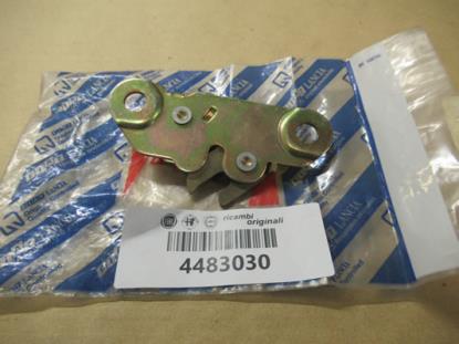 4483030 Motorkap vergrendeling