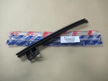 7563909 Raamgeleider