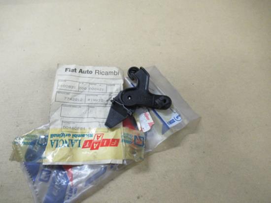 7742012 Portiervergrendeling hevel rechtsachter