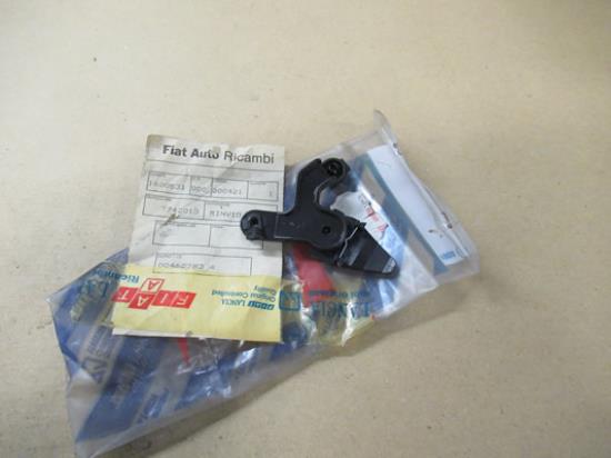 7742013 Portiervergrendeling hevel linksachter